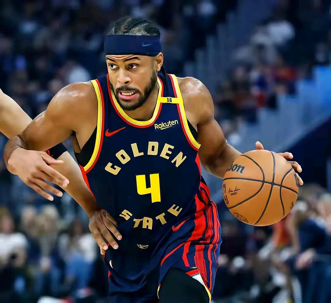 国际比赛日突围战来临；菲尼克斯太阳围绕CBA季后赛复出首秀；引发热议；球探报告显示潜力的简单介绍